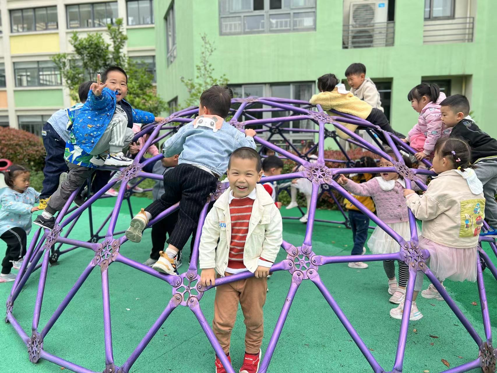 快乐太空球